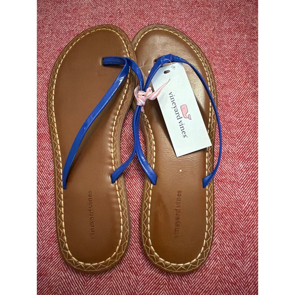 Vineyard vines Skinny Strap Flip Flops size 10